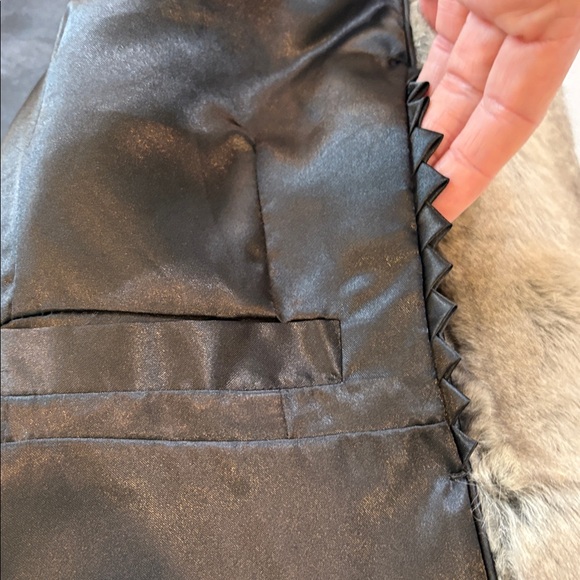 Terry Lewis Classic Luxuries Faux Fur 3/4 Sleeve Swing Coat - Medium - Picture 8 of 11